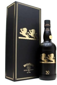 Whyte and Mackay 30 year old blended rare whisky by Richard Paterson 