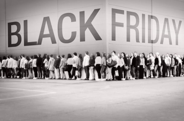 Black Friday Shopping Lines